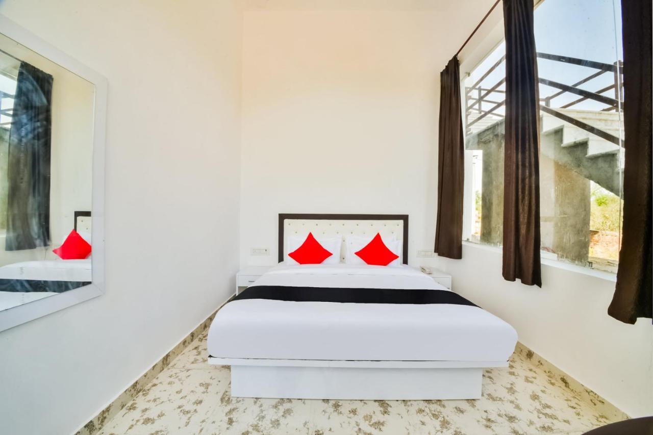 Collection O 62757 Nature Hill Palace Thur Ngoại thất bức ảnh